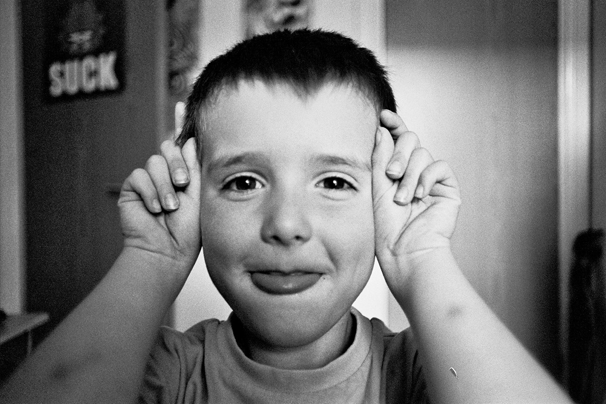 35mm portraits faces friendly face daniel alford  alf photography  Pentax Pentax k1000 black & white ILFORD