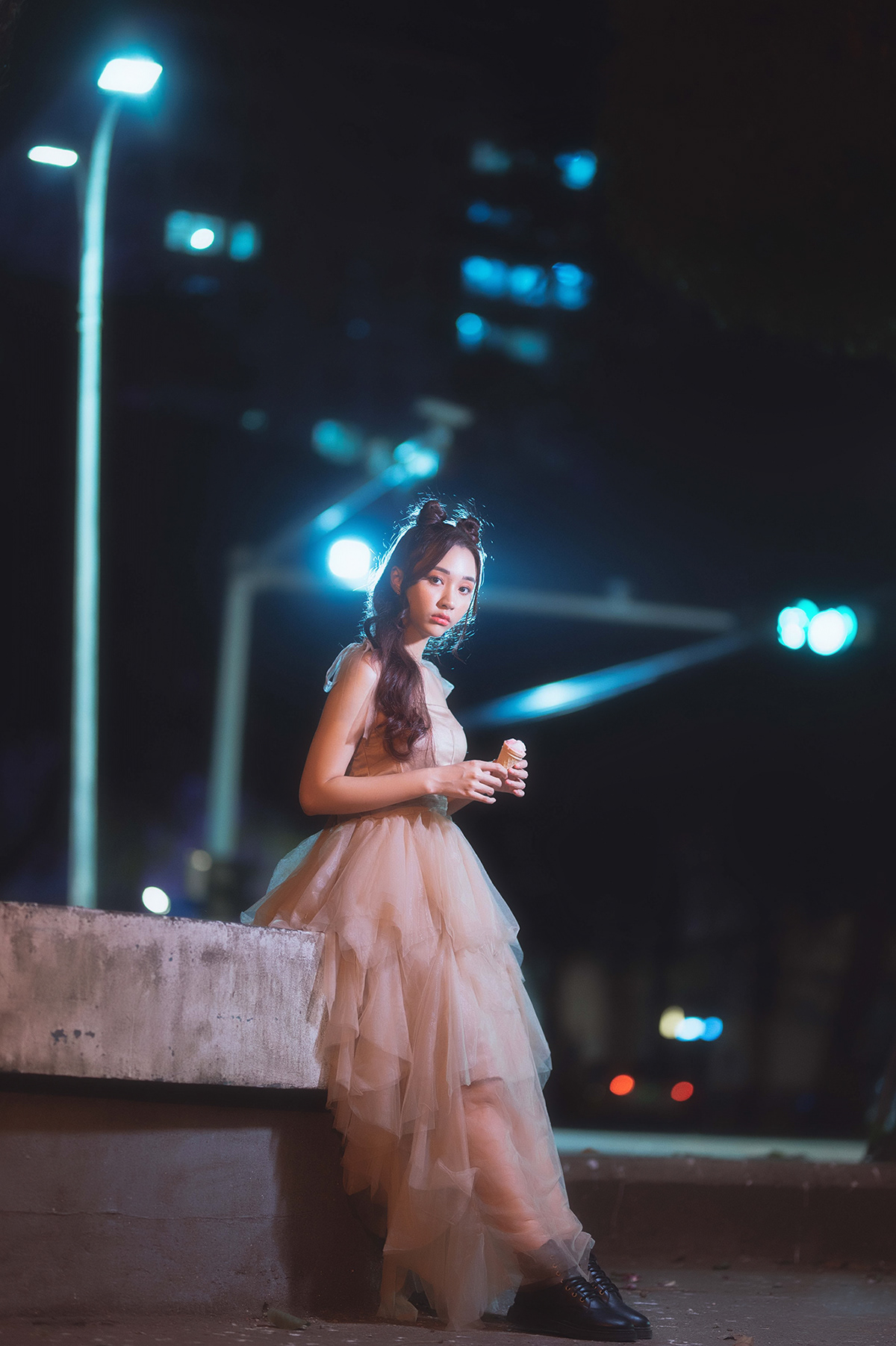 bride Film   night portrait photoshoot myanmar yangon StreetPortrait streetphotography nightportrait