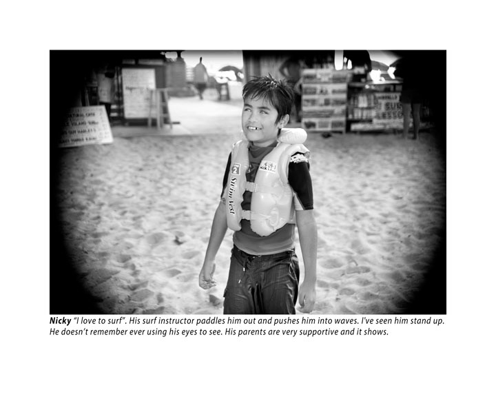 black & white  portraits  blind  exhibit  photo exhibit  photos  Hawaii  audio description  braille