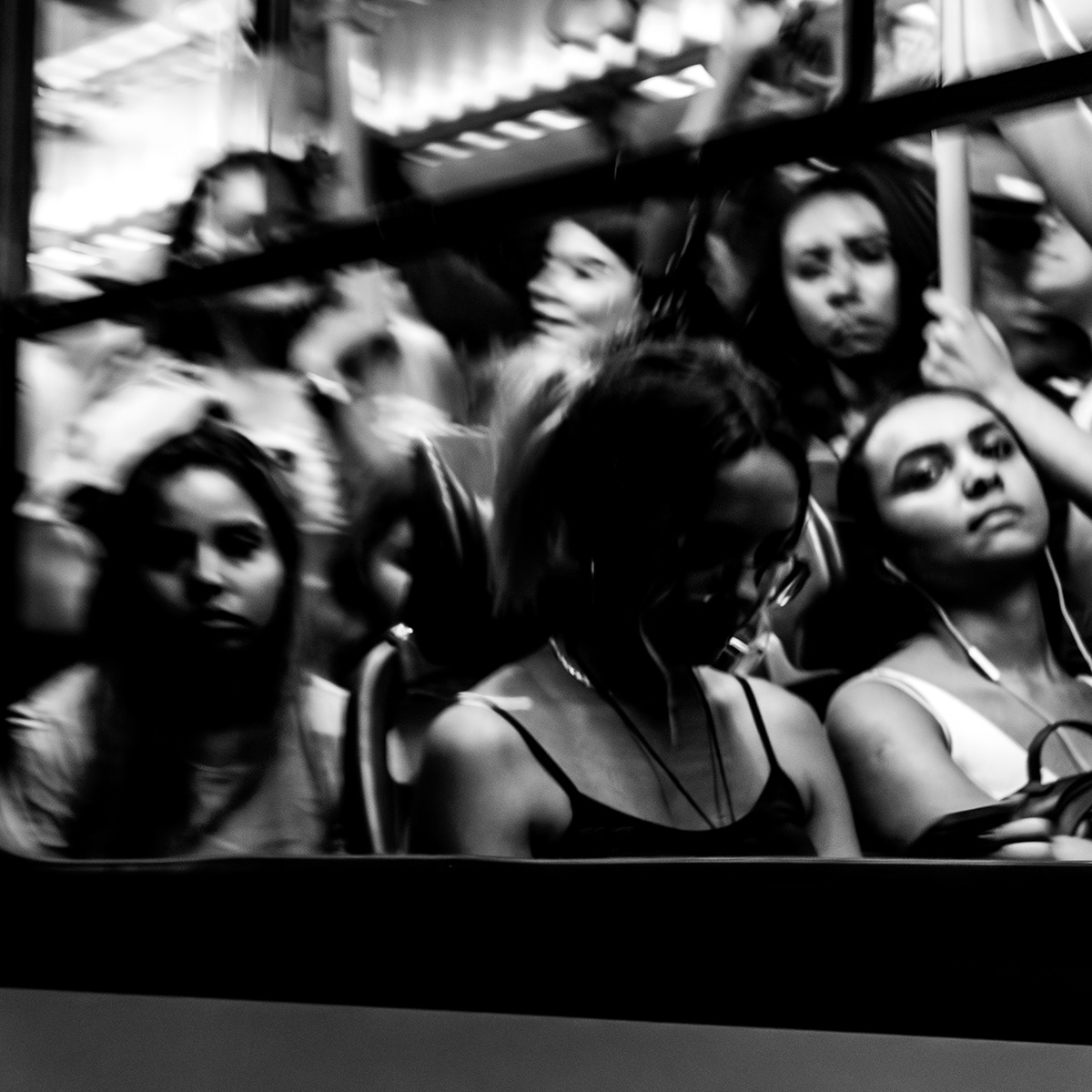 street photography brasilia Brasil fwsbsb black and white monochrome