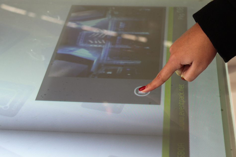 multitouch table surface touch interative spain Vigo bodas