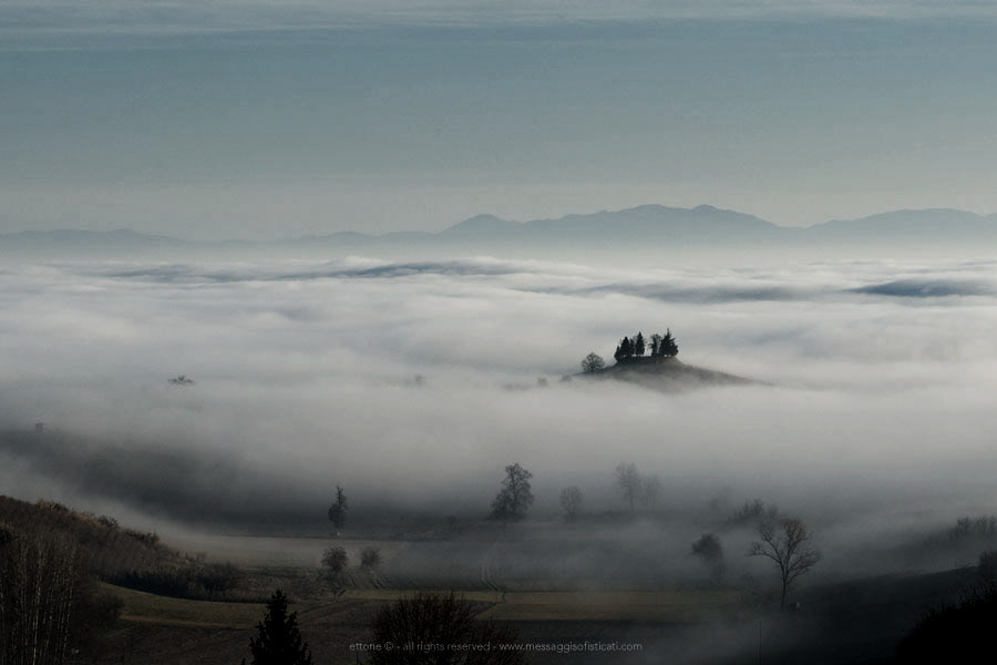 Monferrato Italy hills fog mist landscapes Landscape mountain piedmont emotive Emotional emotion winter Evening land
