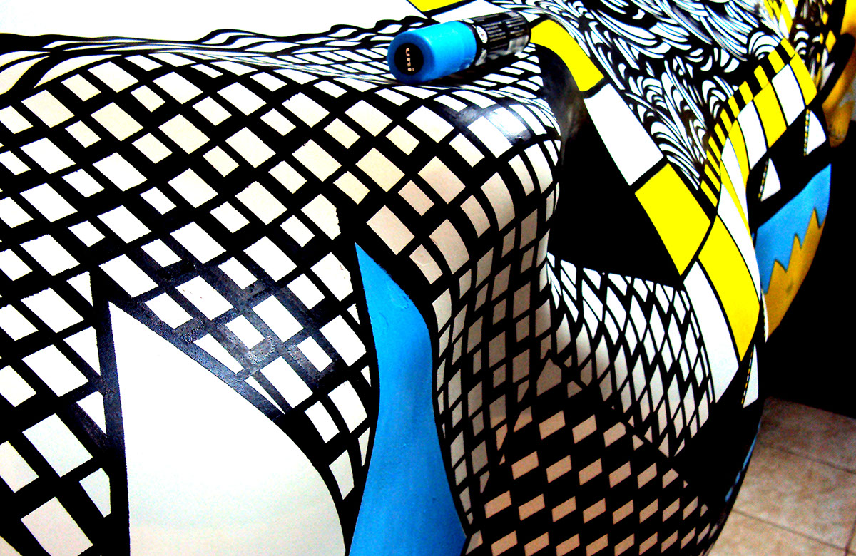 cowparade raravaca art cow rodolfocapuzzo yellow modern Minimalism minimal