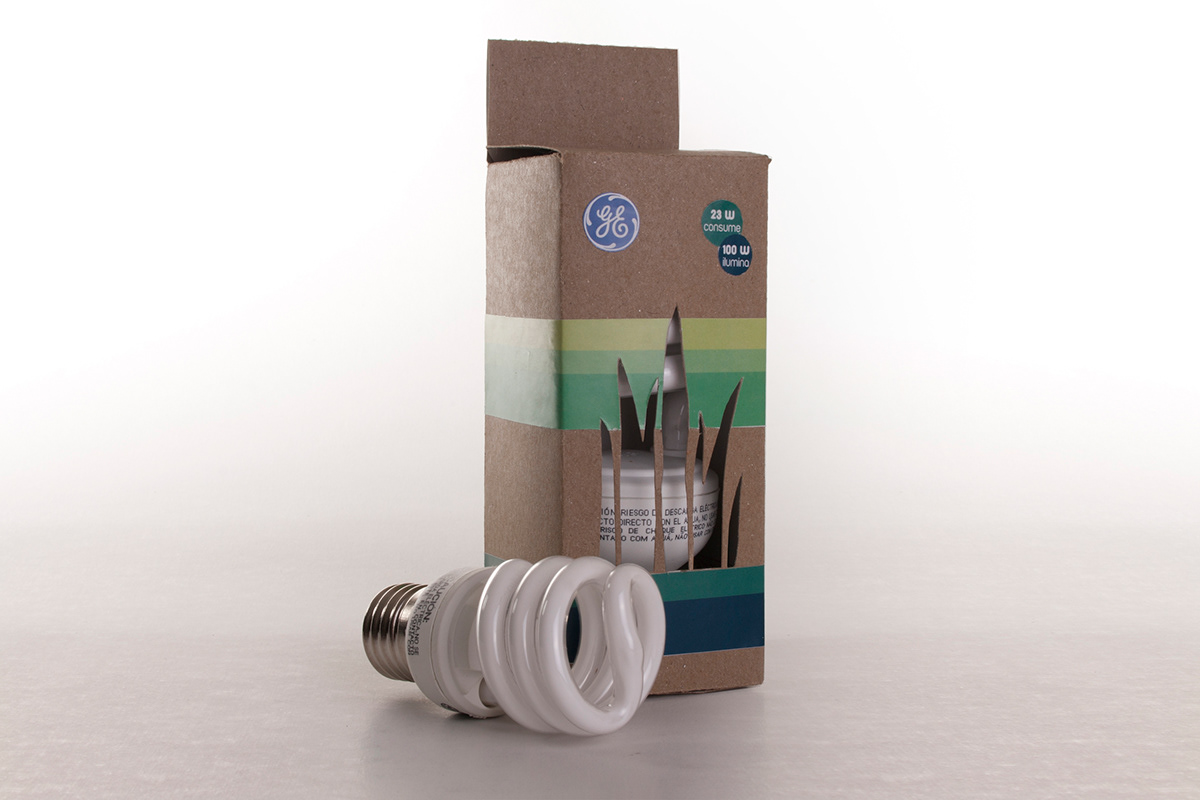 eco green ecological bulb die-cut light empaque diseño