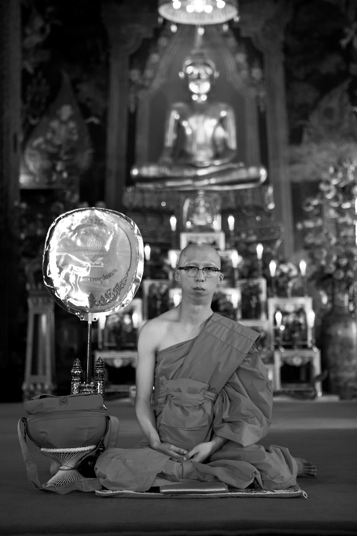 Max Lee black & white BW photography Ordain Thailand monk