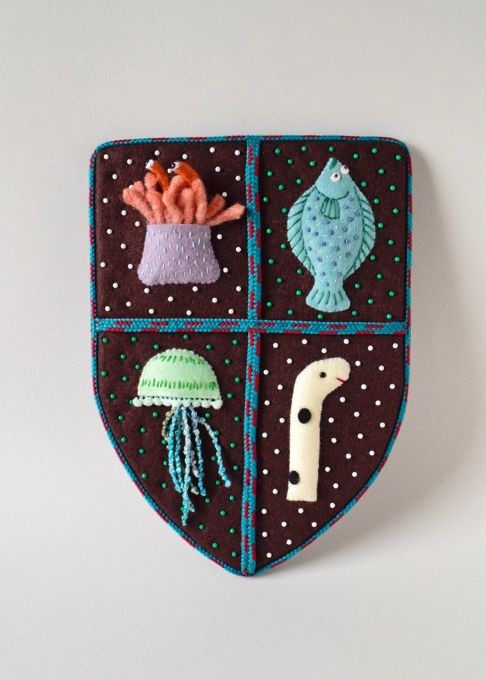 Adobe Portfolio art craft handmade feltt octopus crest banner hine mizushima Exhibition  solo show 水島ひね 個展 ひね個展 たこ 紋章