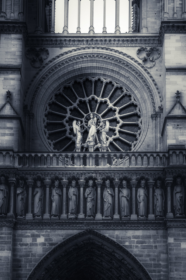 chambord Castle museum louvre Paris monuments building one more minute culture heritage