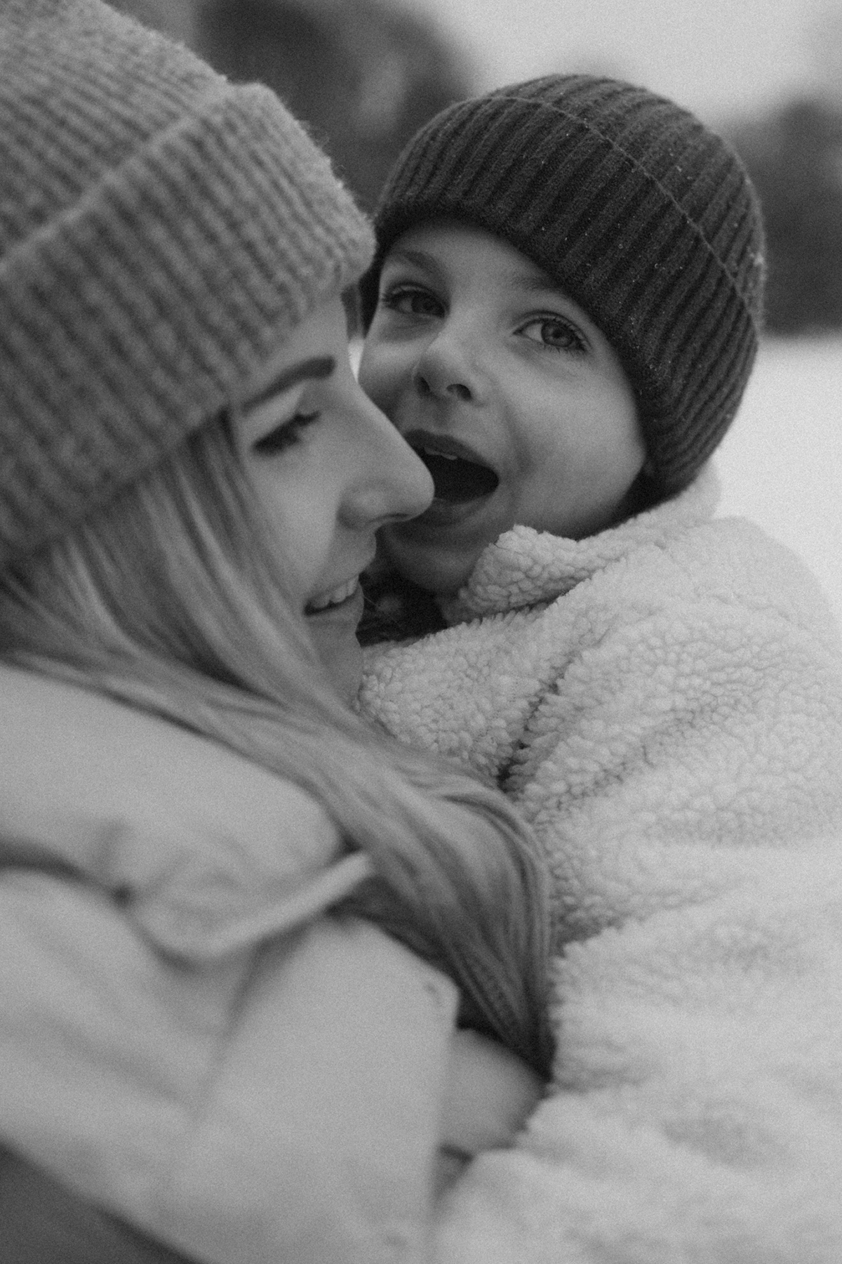 family familyphotoshoot Love naturalphotography  photographer Photography  winter winterphotoshoot