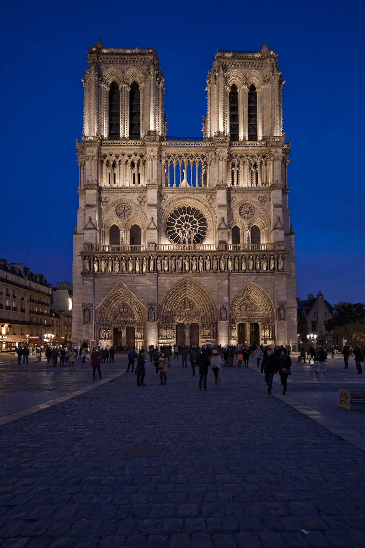 Paris eiffel tower turm france Street Notre Dame louvre black White DAWN