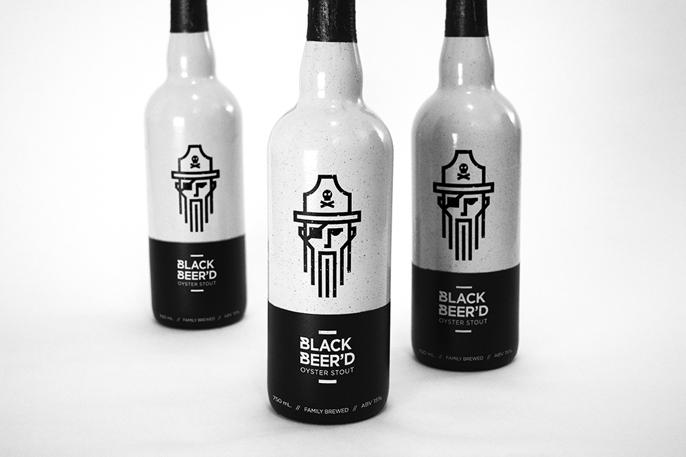 beer stout oyster dark beer bottle Keg alcohol pirate sea Label drink black Ocean brew brewery