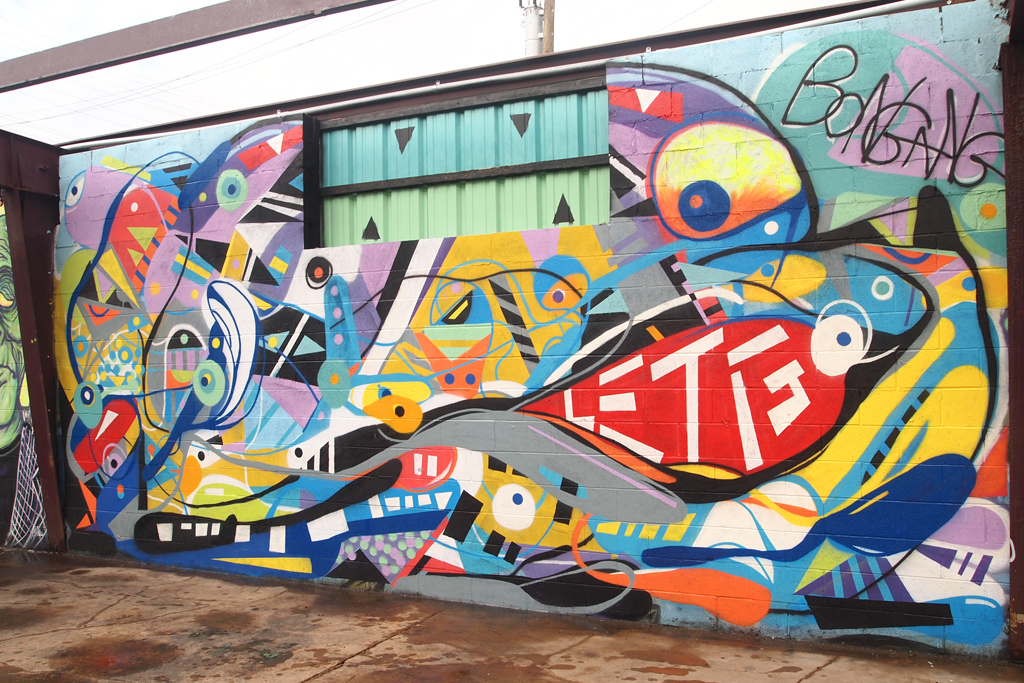 Mural Graffiti Nashville Tennessee colors Let Go bongang characters freehand freestyle