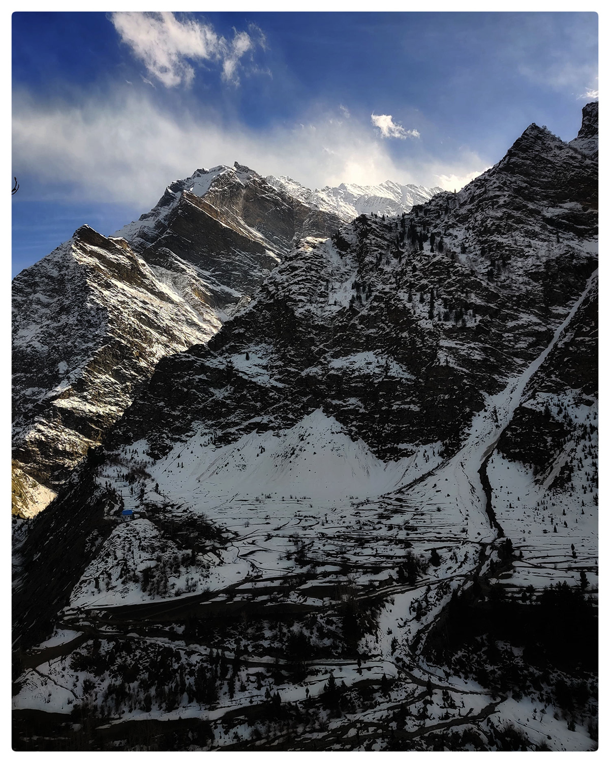 Photography  mountains HImachal Pradesh Landscape Travel Nature googlepixel himalayas mobilephotography SKY