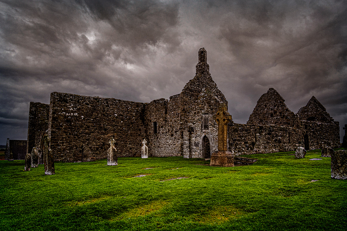 ruins history historisch historical monastery architecture Cong Clonmacnoise kloster