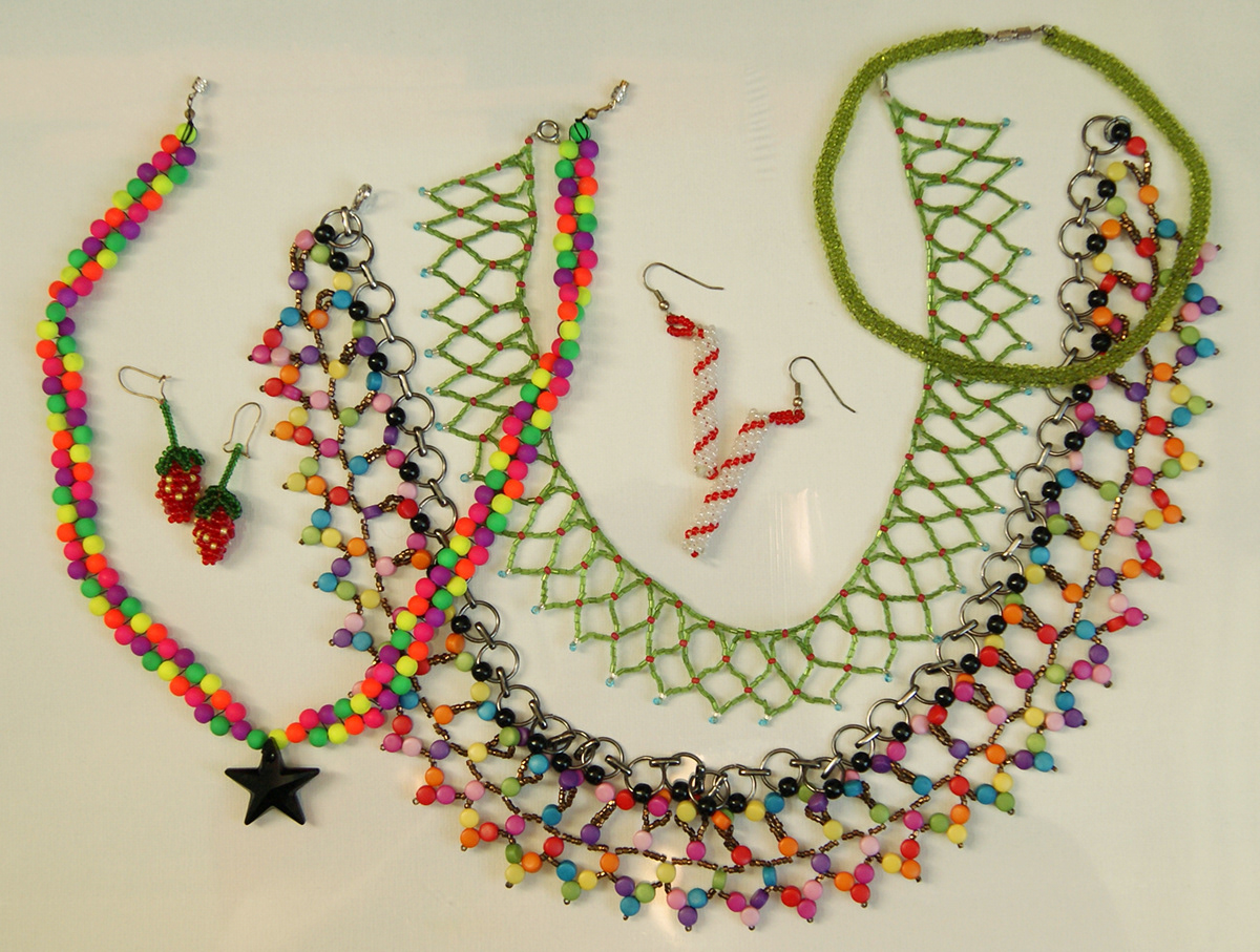 beadwork beads peyote collar earrings