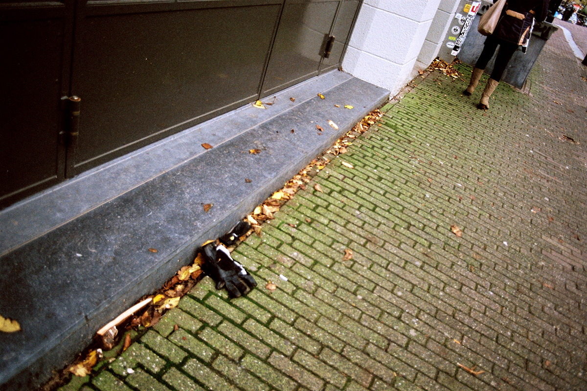 gloves amsterdam lost hands Street belgrade Collection