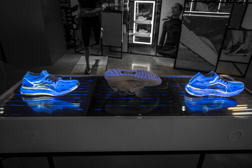 adidas projection Mapping Custom animation  shoe flagship