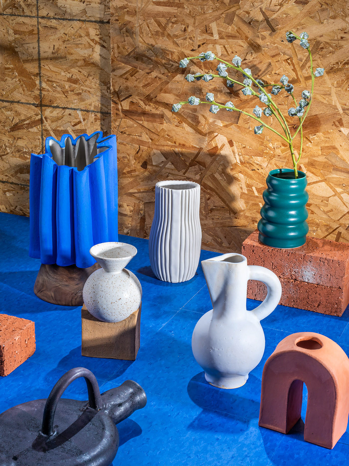 Photography  photographer editorial Afar Pottery ceramic vases set design  art direction  Kelsey McClellan