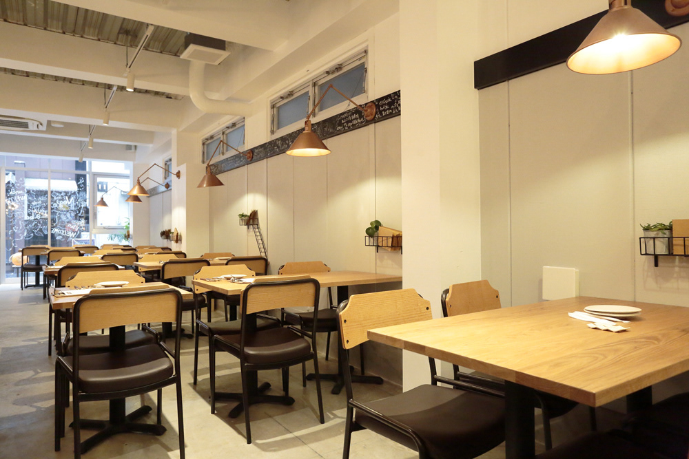 cafe interior design  natural industrial vegetable Grayish restaurant Cafe design restaurant design