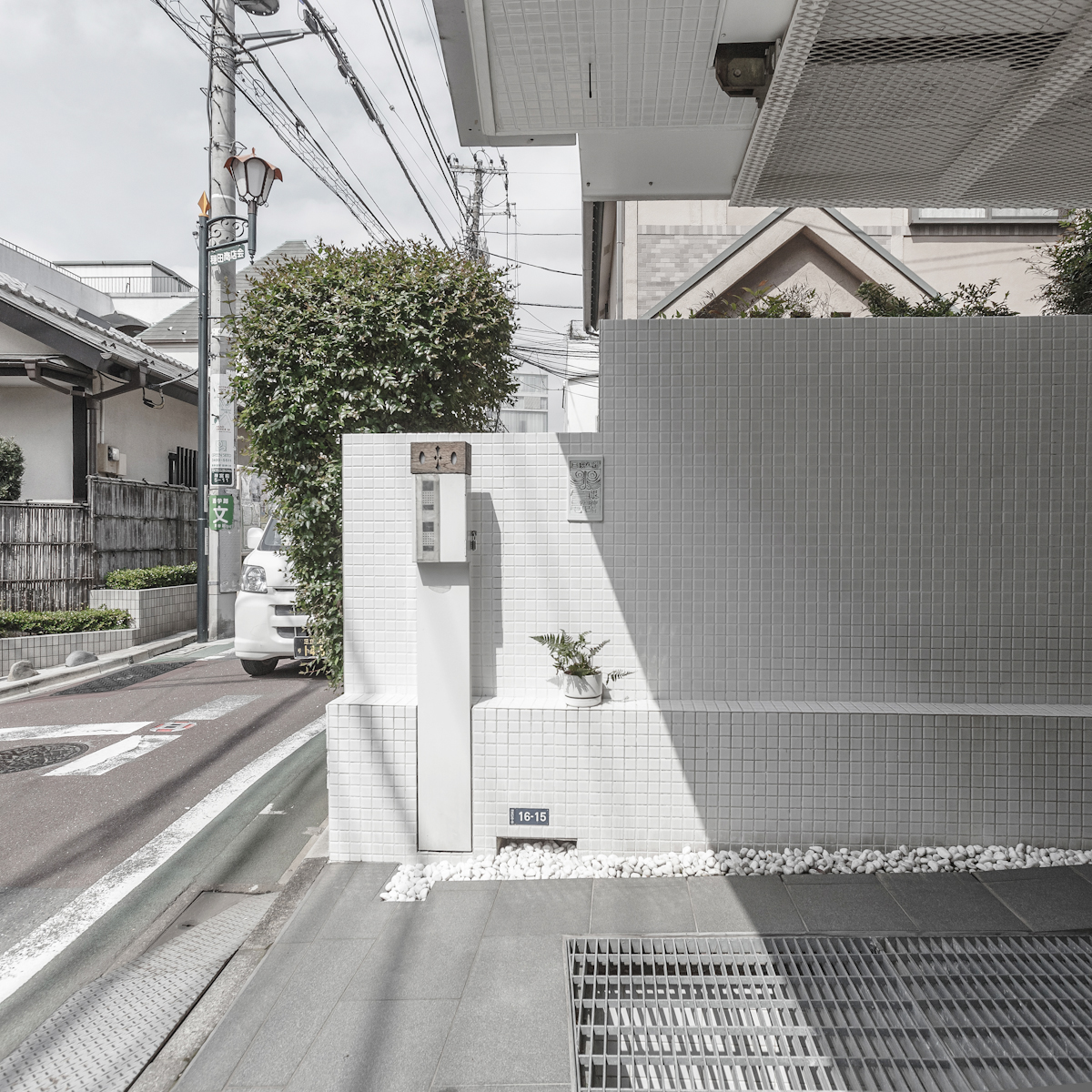 Adobe Portfolio Quico Kazunari Sakamoto Shibuya tokyo architect rasmus Hjortshøj japan Coast