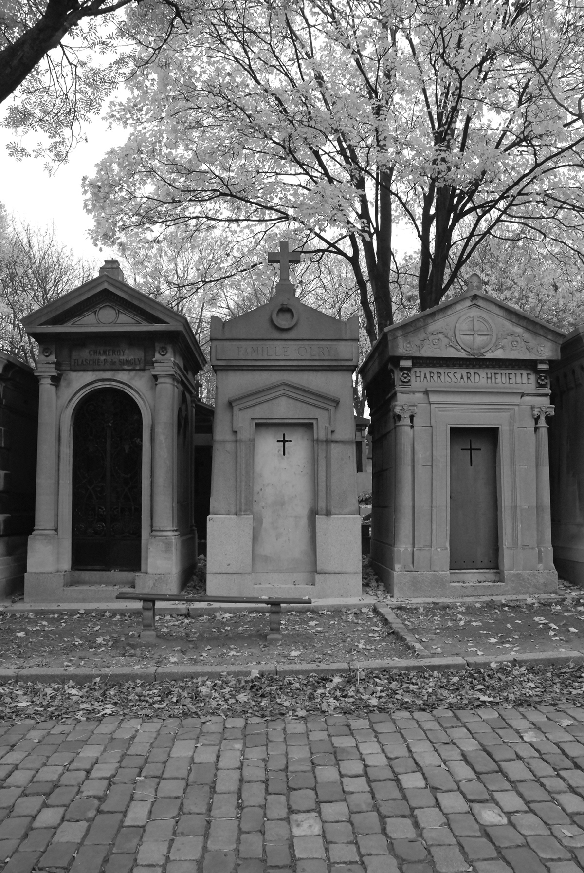pere lachaise cimetery Becher inspiration
