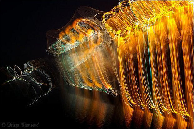 Painting MUSIC with Light ARTIST Mirza Ajanovic MOTION Photography Rhythm and Movement Painting Music of light Visual expression of music in Photography ART Avant-garde painting with light Motion Art Perception beyond Appearances MIRZA AJANOVIC Fine ART Photography Limited Edition Prints