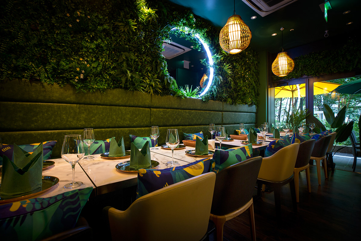 indian restaurant Interior Tropical plants pattern wallpaper Food  elegant tokyo