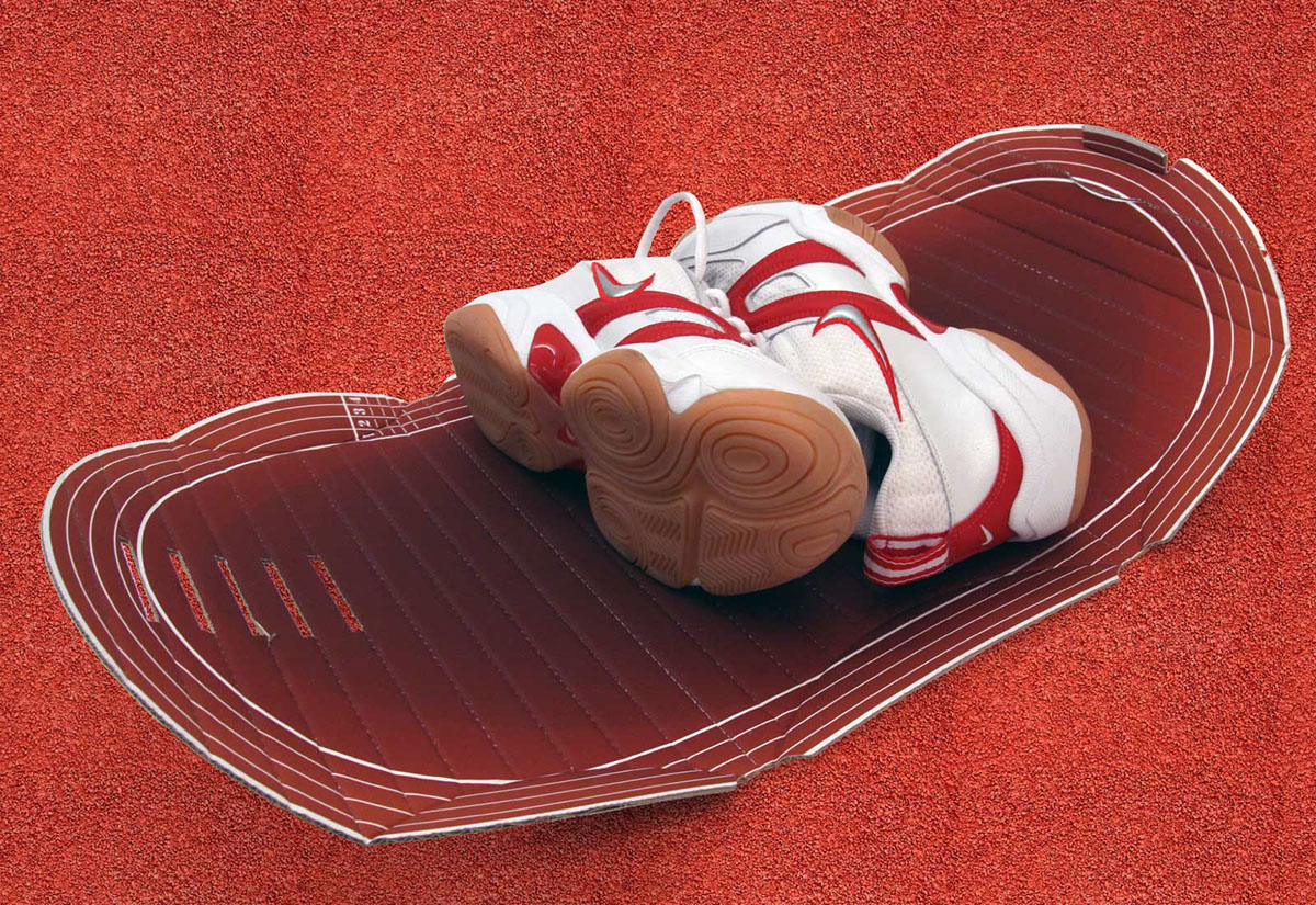 Adobe Portfolio Packaging shoebox graphic design  Performance sport shoe running carbdoard paper eco