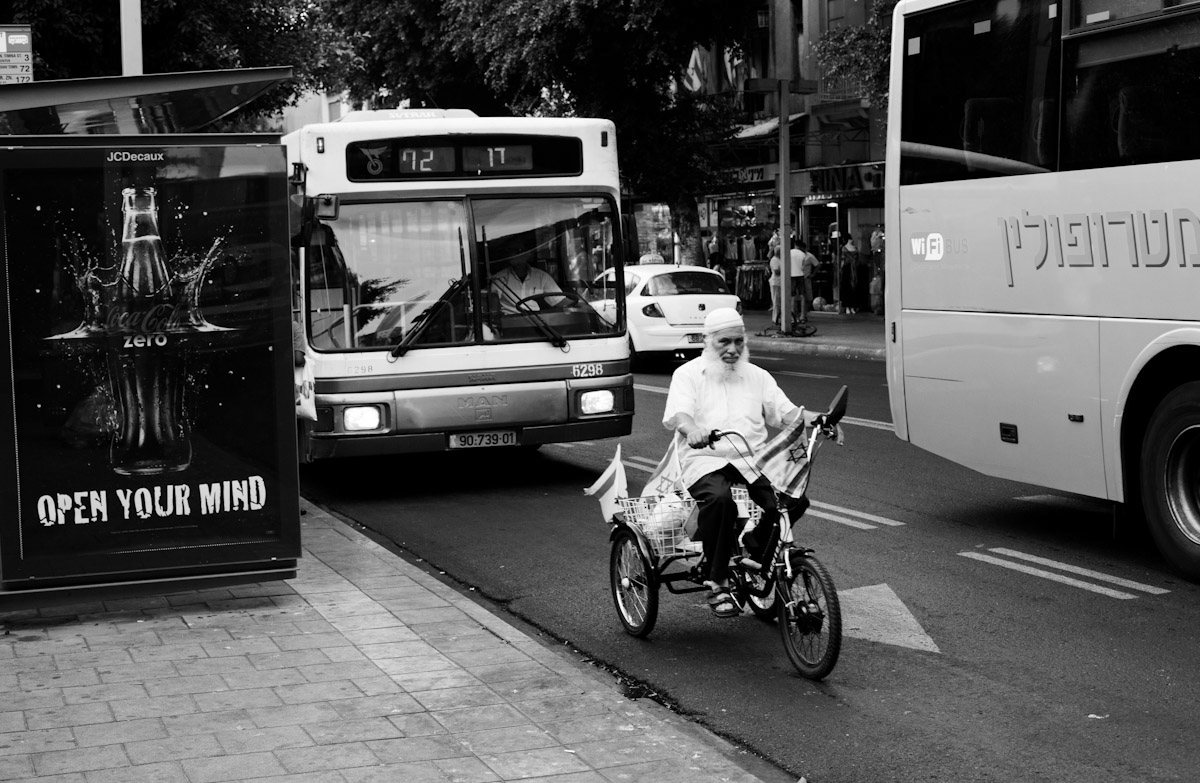 street photography black and white streettogs Monochromatic monochrome street life