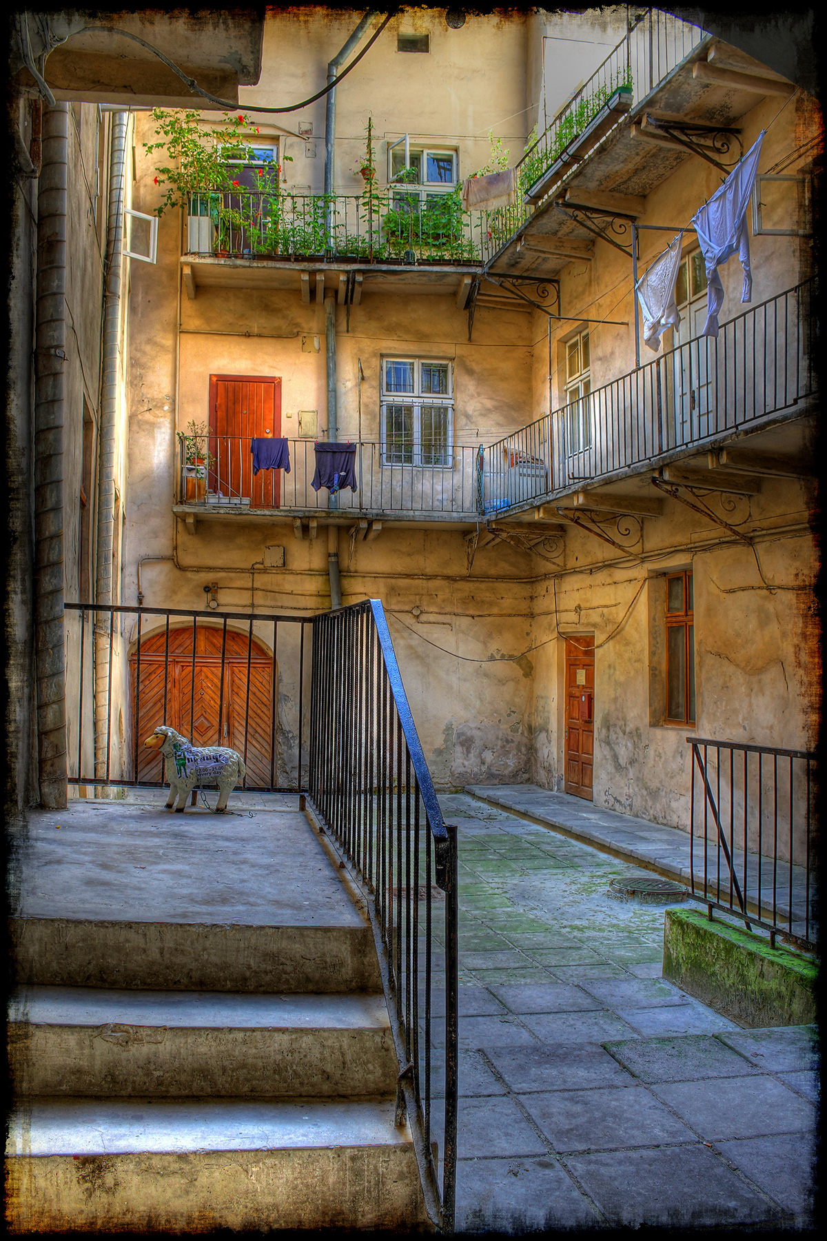 HDR HDRI urban photography antic photo architectural photography