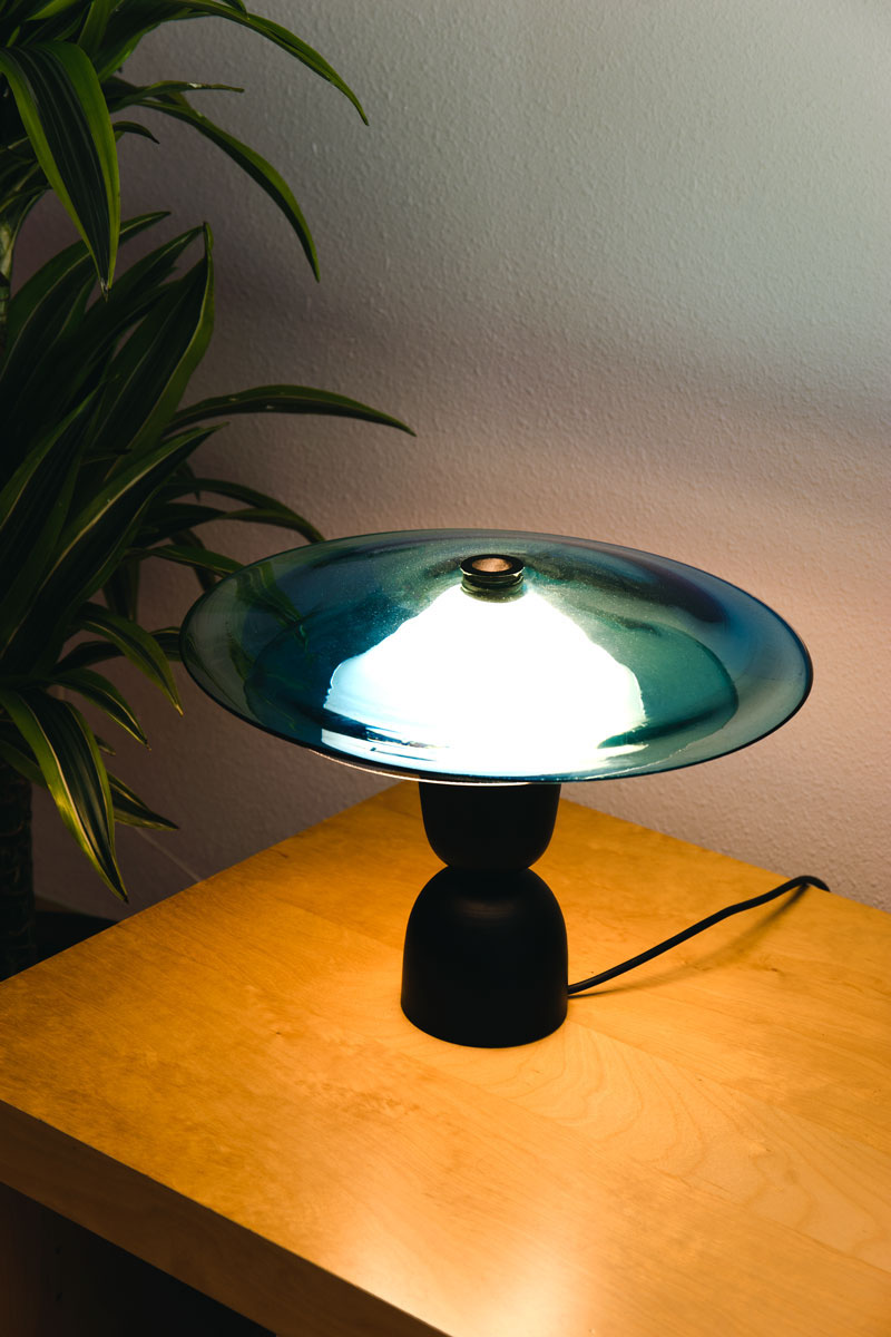 glass blown glass artisan Lamp table lamp light reflection colors