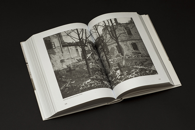 book Siege budapest monochrome death War hungary history black & white text