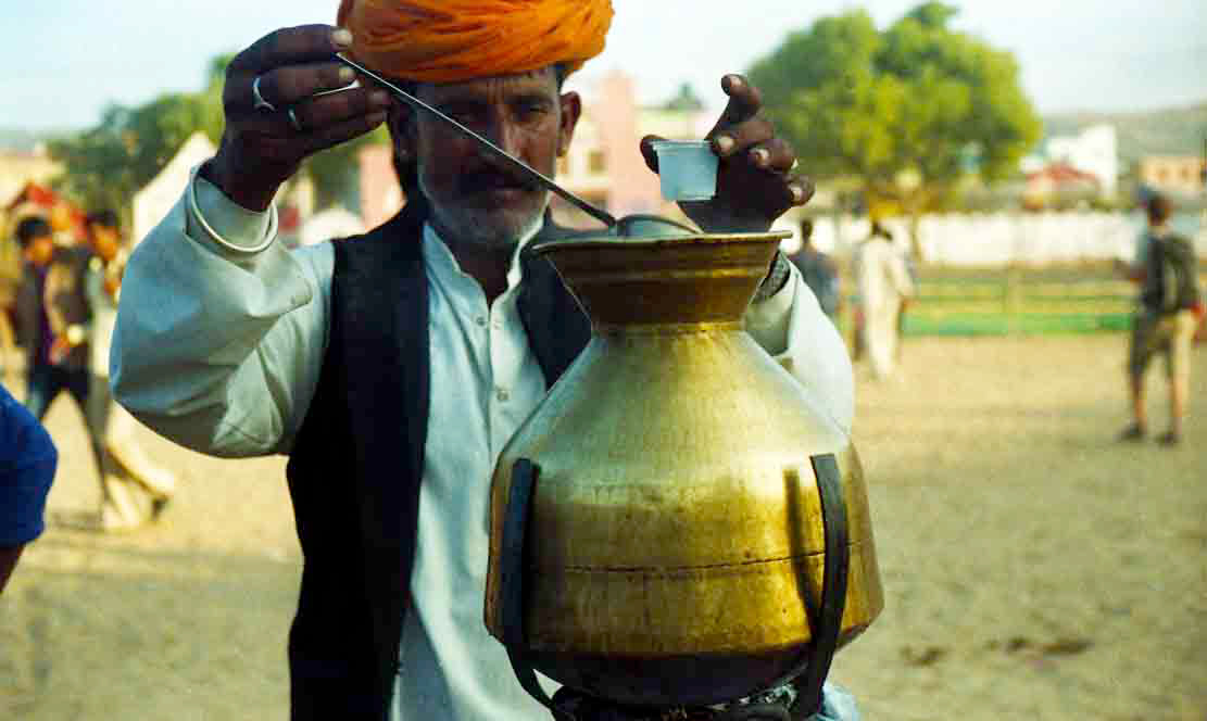 #pushkar  #Travel #street #film  #color #electro35 #yashica #2012 #village #India #Rajasthan #camel #fair