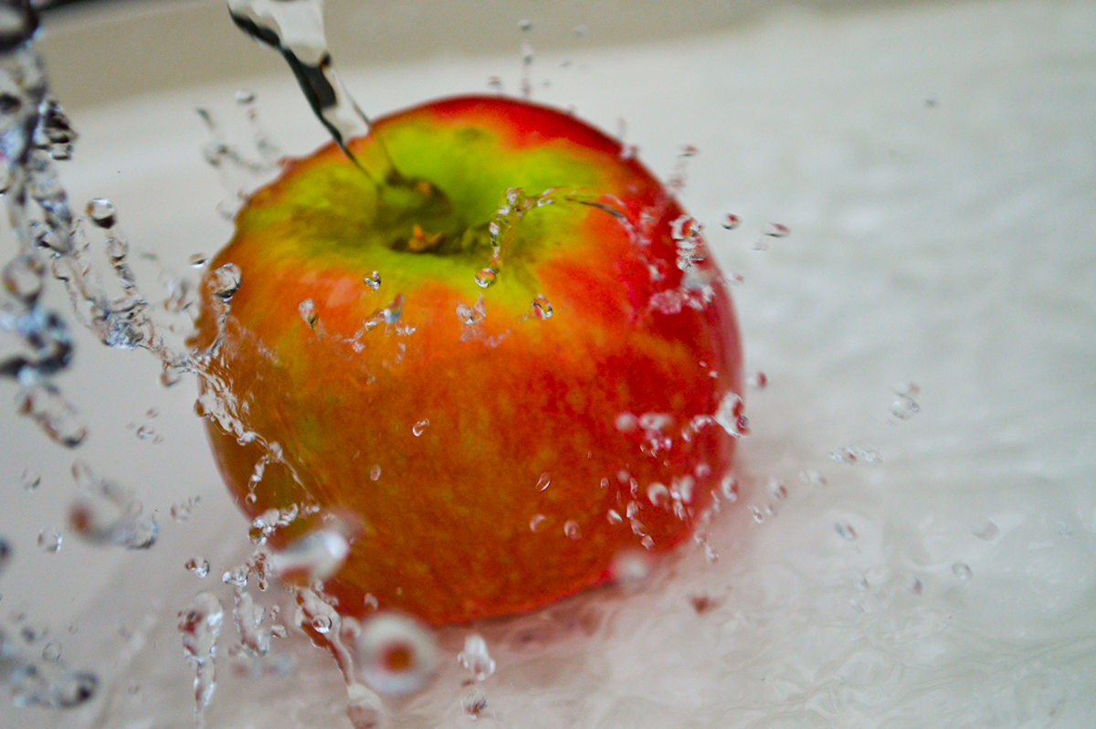 Fruit motion Liquid colour frozen shutterspeed