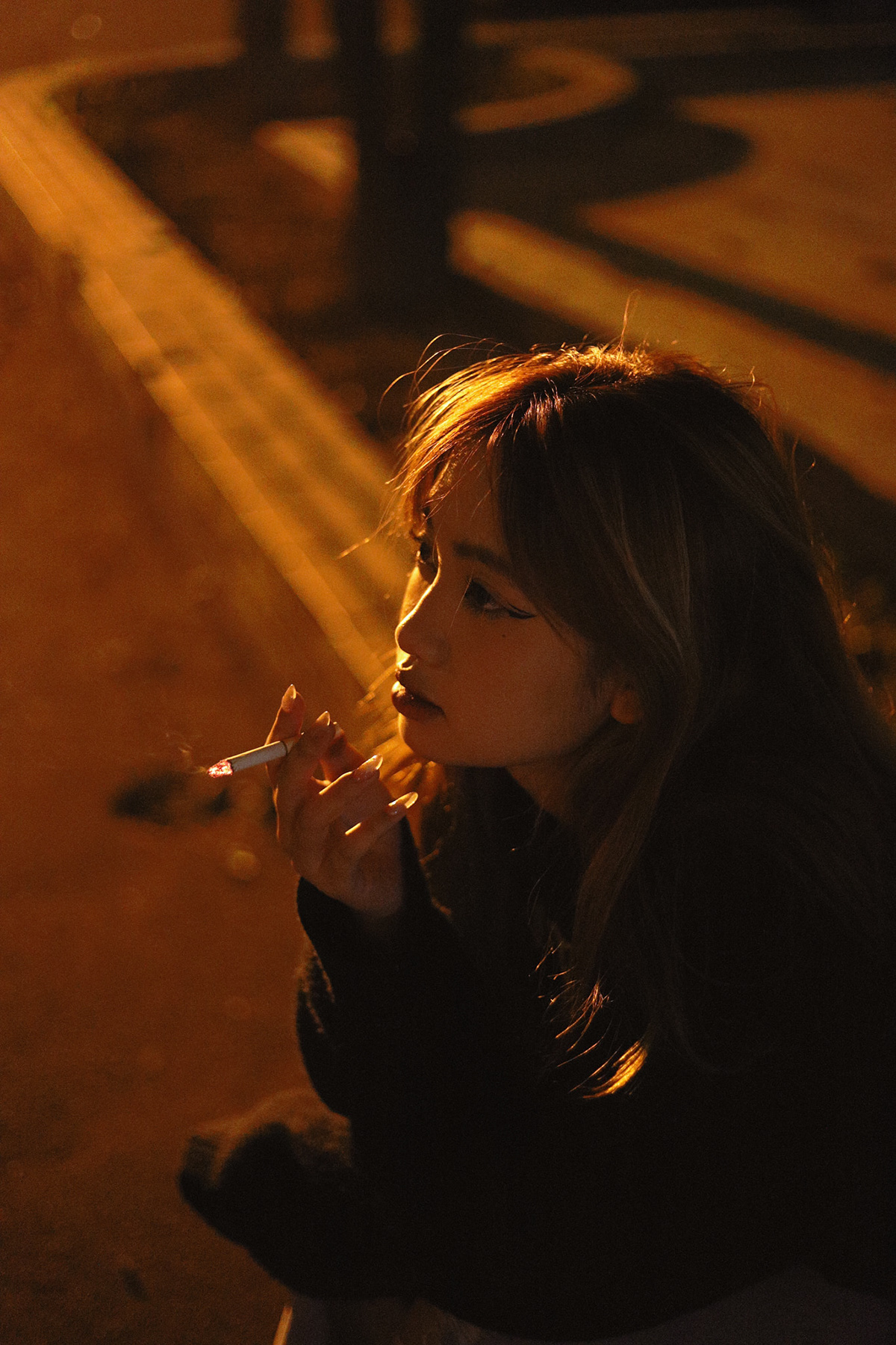 Outdoor Photography  portrait lightroom Canon woman cigarette