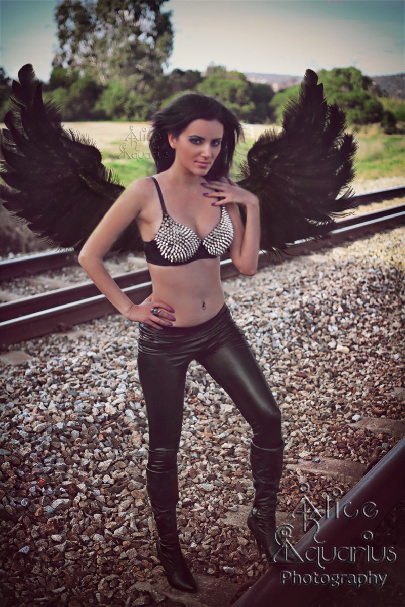Alice Aquarius Dark Angel traintracks meadow midland Old Perth Jila Said modelling