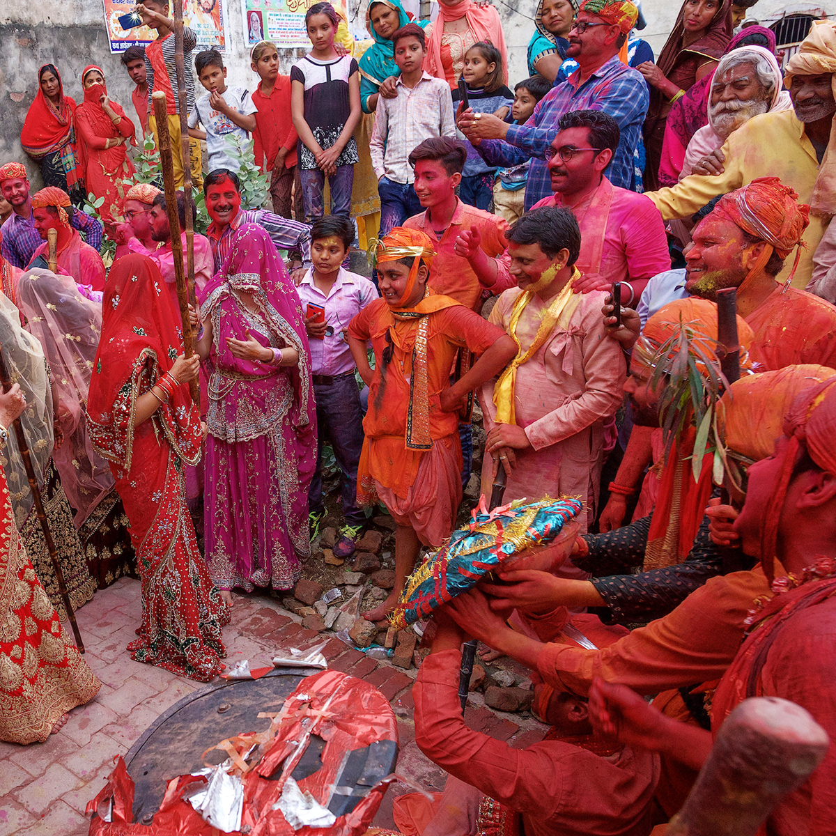 Adobe Portfolio colour festival holi India travel krishna mathura Nandgaon street  photography travel photography