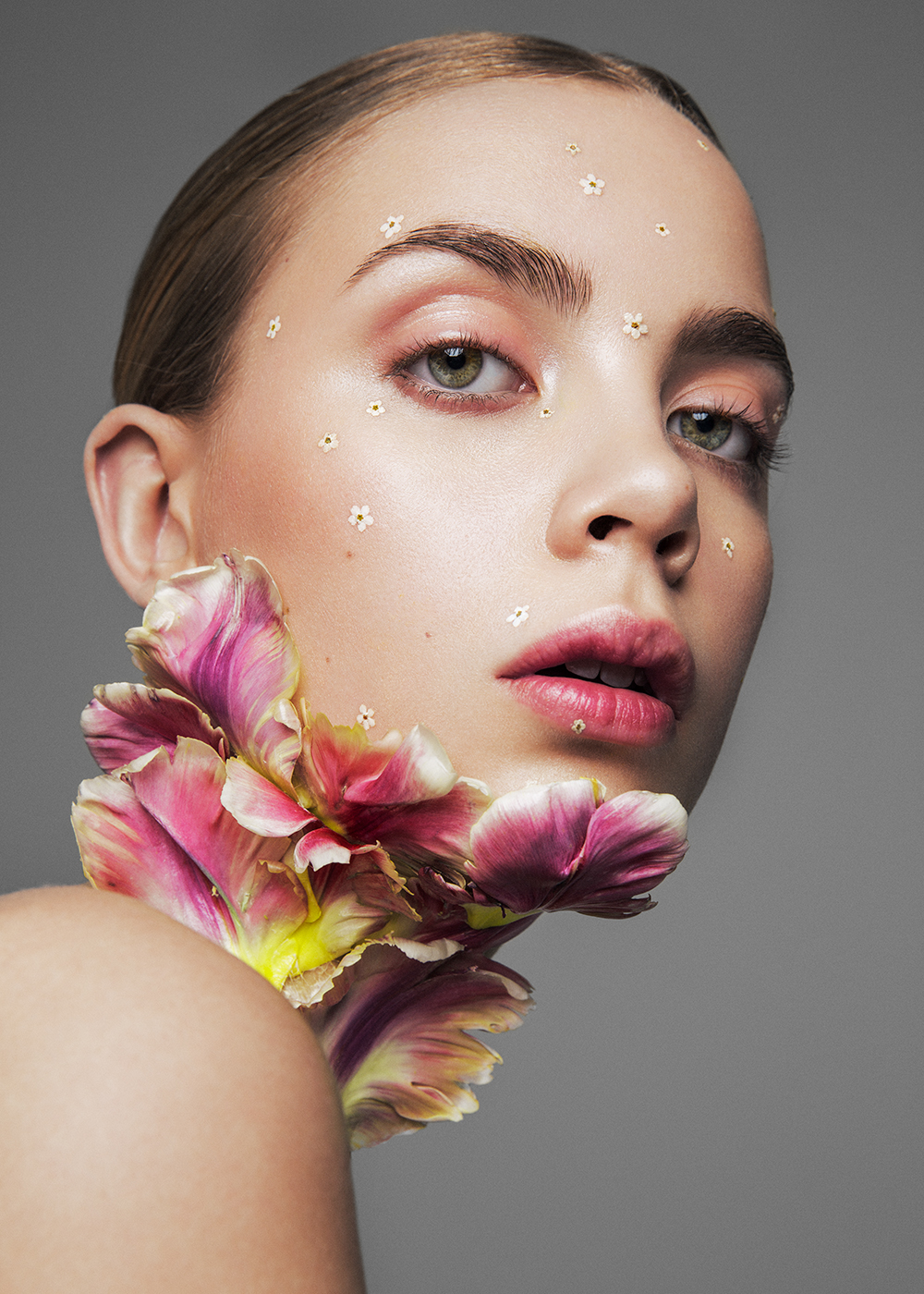 editorial beauty ellen simone Flowers Forget Me Not makeup beautyeditorial Fashion  swedish girl  pink