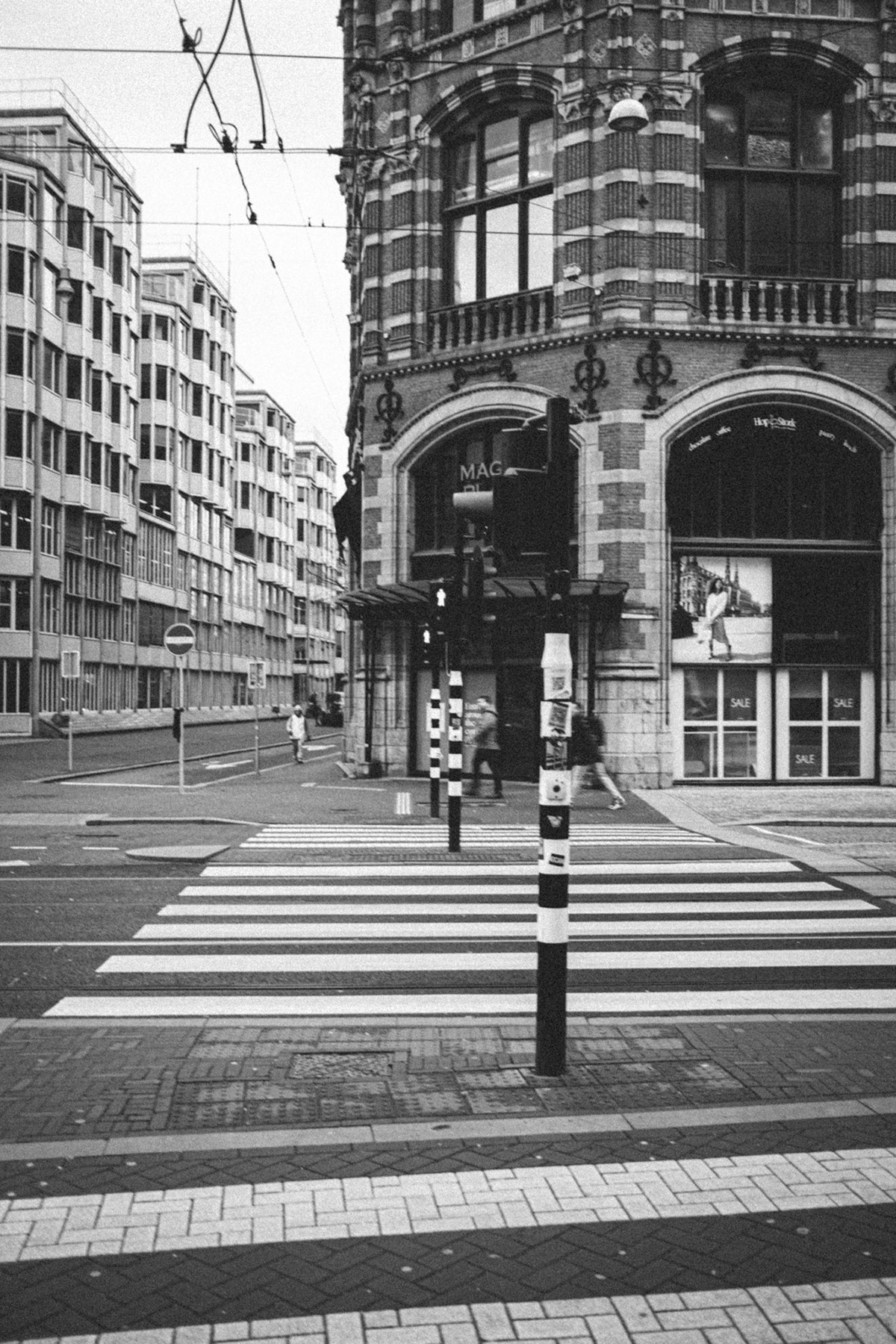 street photography travel photography Netherlands amsterdam Photography  photographer city Urban Street black and white
