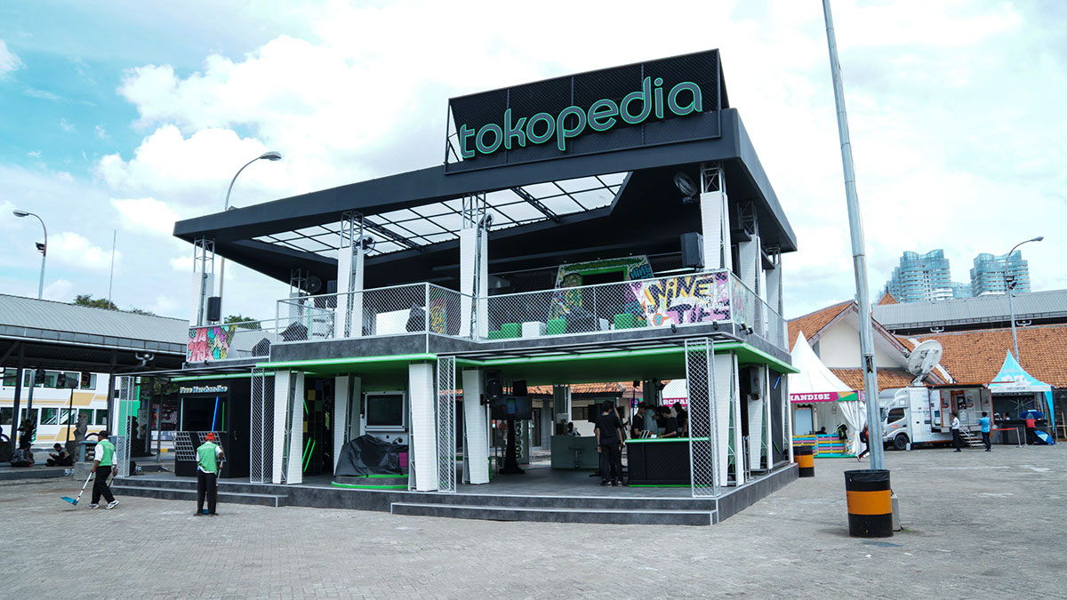 Tokopedia Present 90s Festival 2017-Gambir Expo Jakarta on Behance