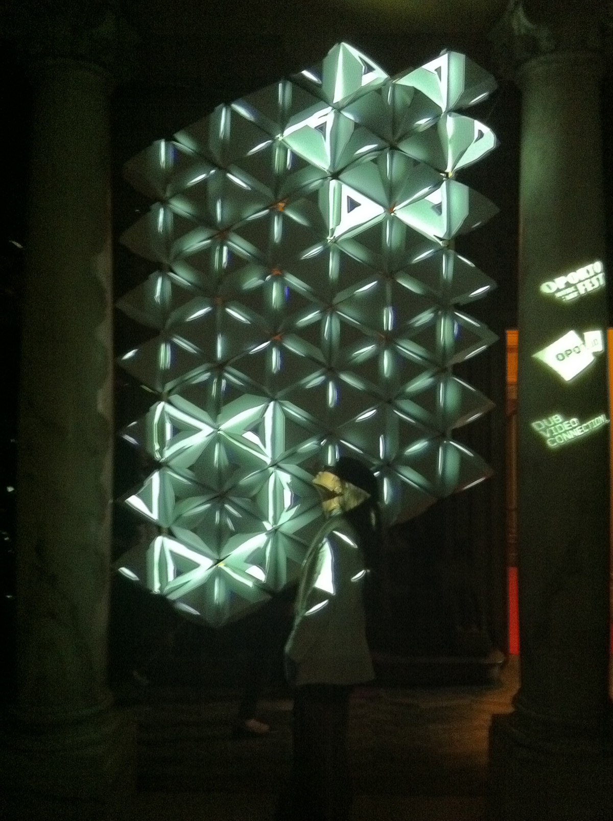 installation  video mapping