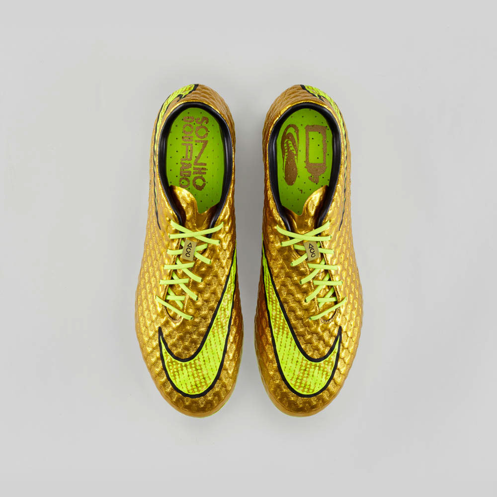 Nike soccer football gold boot shoe sporting goods athletic equipment athlete