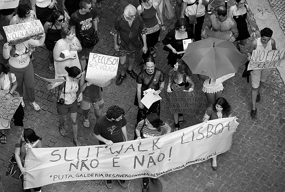 Rua do Carmo Lisbon Portugal street performers homeless anarchists Shops 5th floor view city