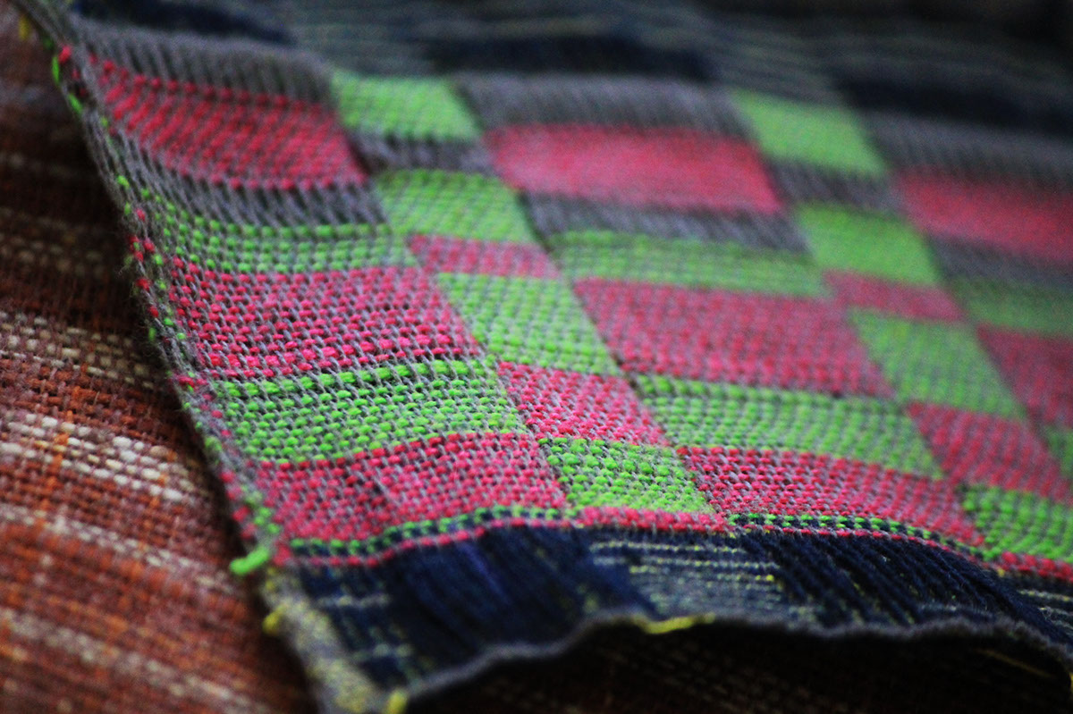 weaving double cloth rubelli textile handloom Handweaving
