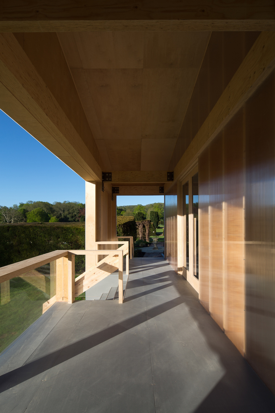 temporary design structure gallery White cube UK wood opera glyndebourne