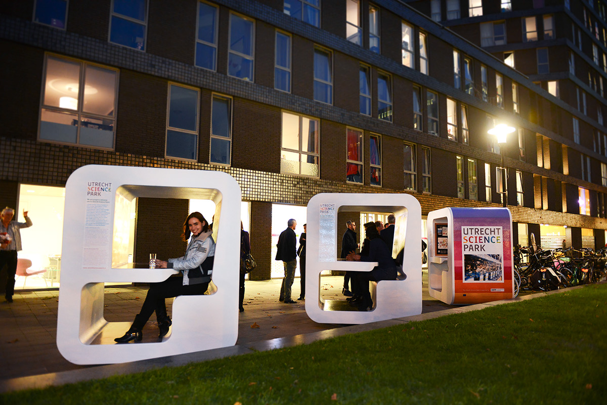 street furniture design amsterdam designer Designer Amsterdam Dutch design ontwerp straatmeubilair ontwerp openbare ruimte