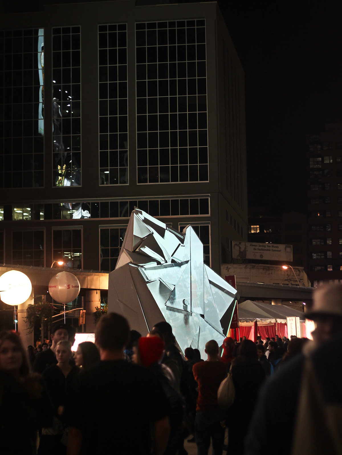 projection mapping  sculpture  nuit blanche