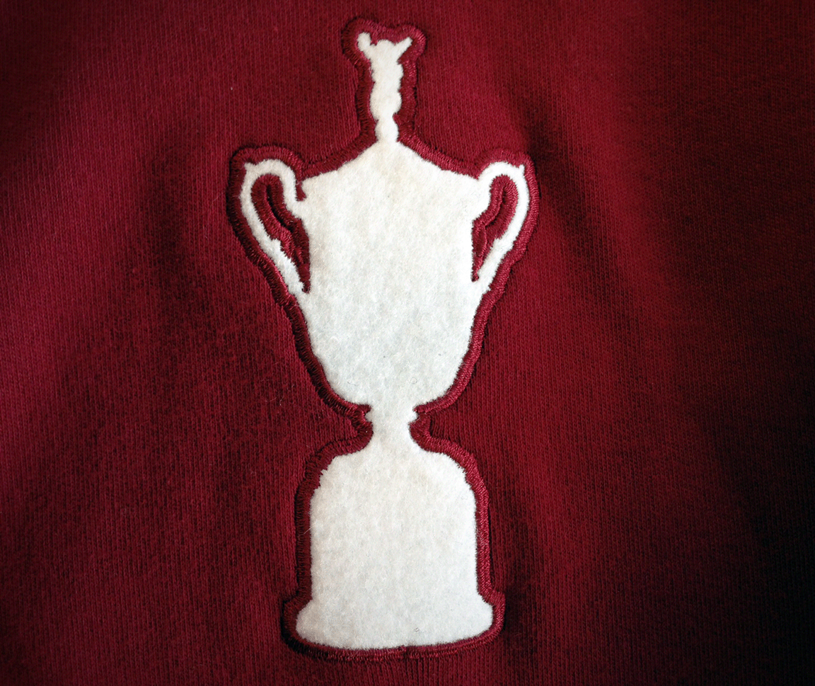 Embroidery golf rugby shirt varsity big logo logo sleeve applique athletic