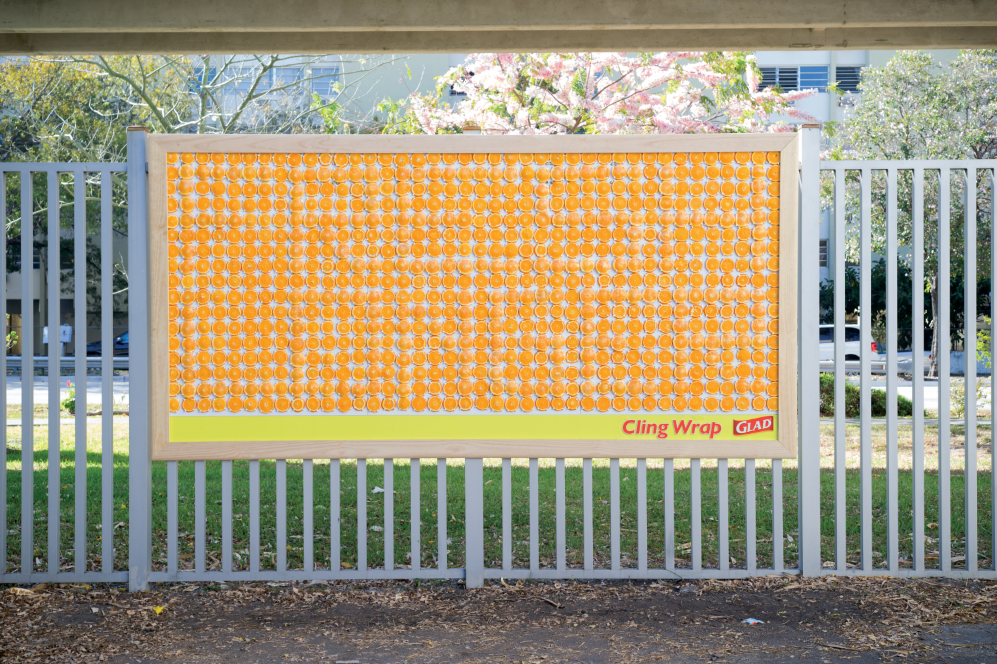 GLAD Cling Wrap Outdoor Alma DDB orange billboard Food 