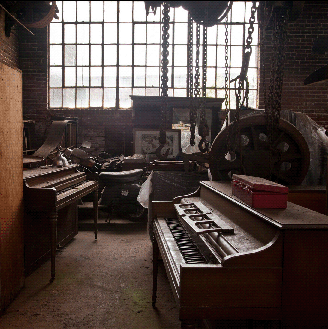 bronze foundry  philadelphia  philly  pianos  abandoned urbex  Urban Exploration  philadelphia magazine laura kicey