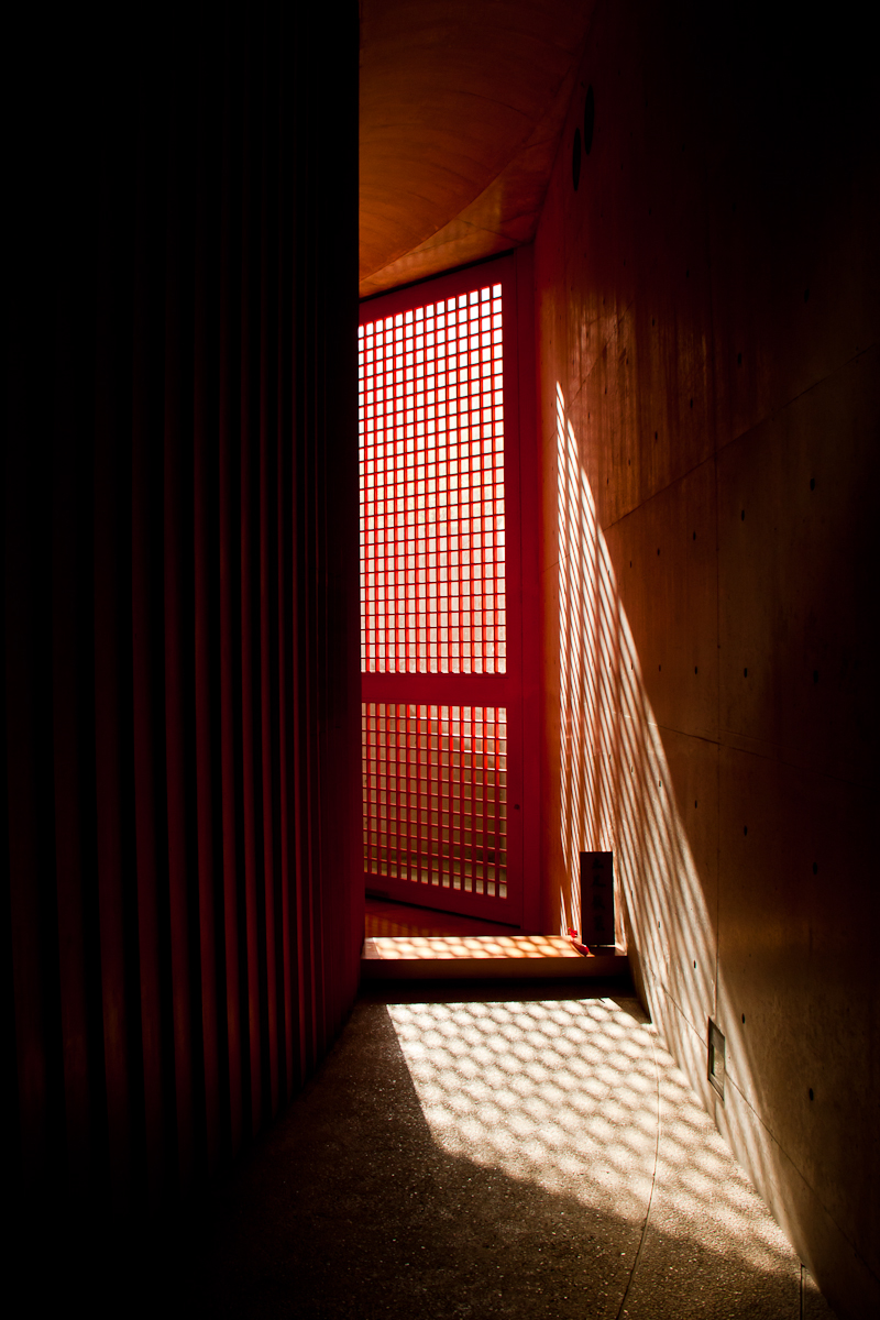 Water Temple japan Tadao Ando Awaji concrete Minimalism red light water